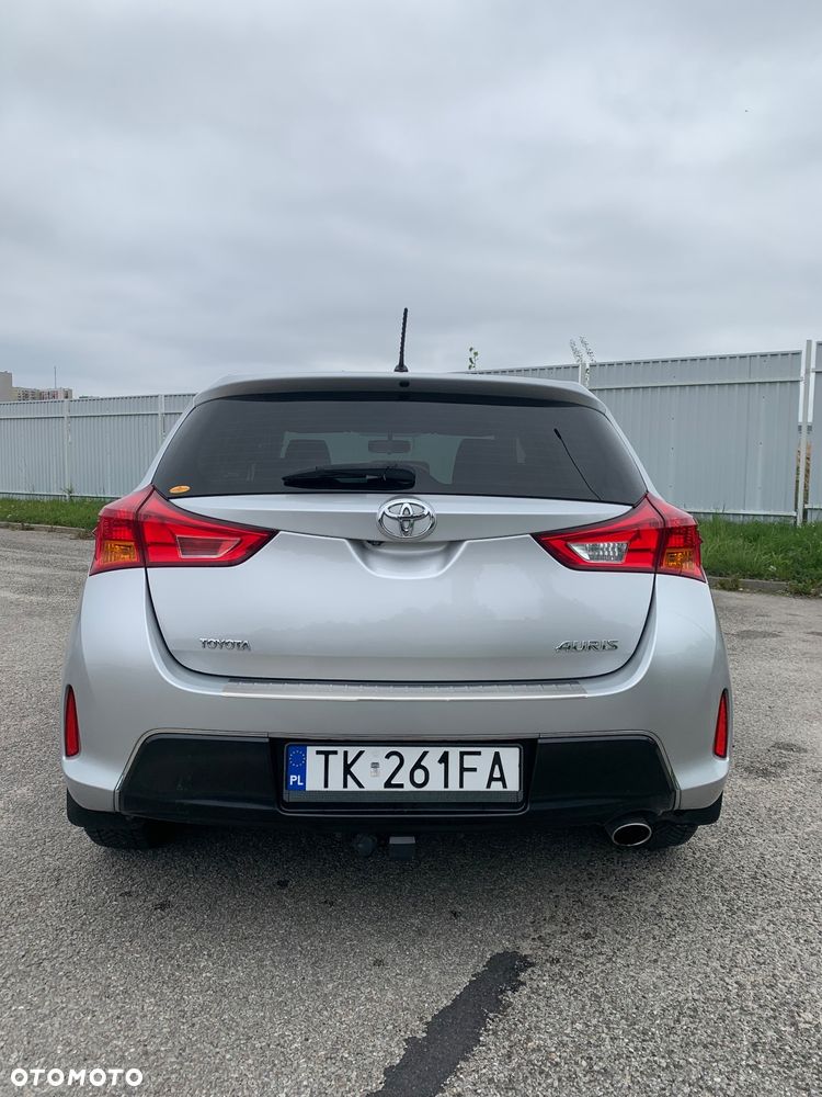 Toyota Auris 2.0 D-4D Edition - 4