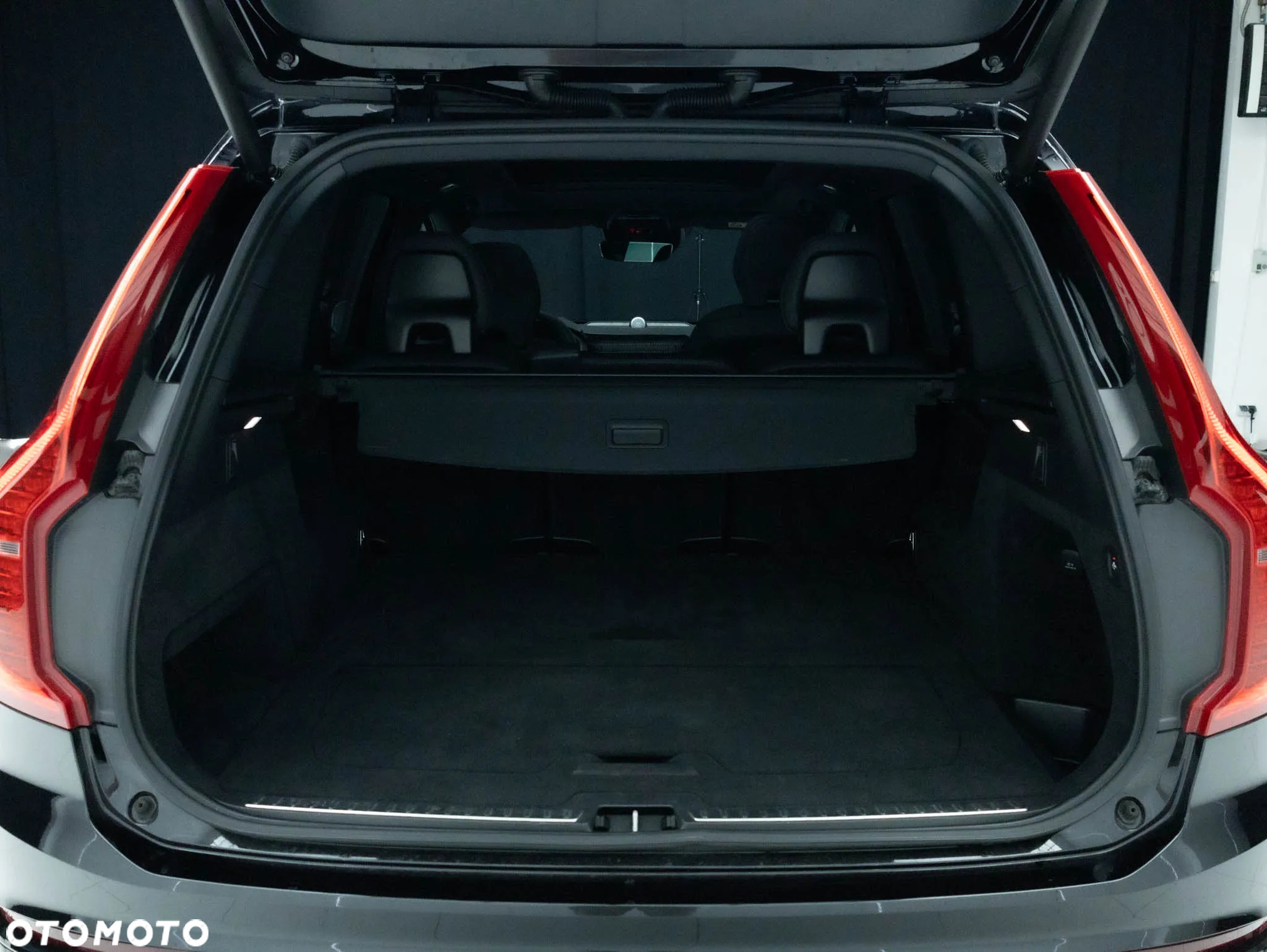 Volvo XC 90 - 40