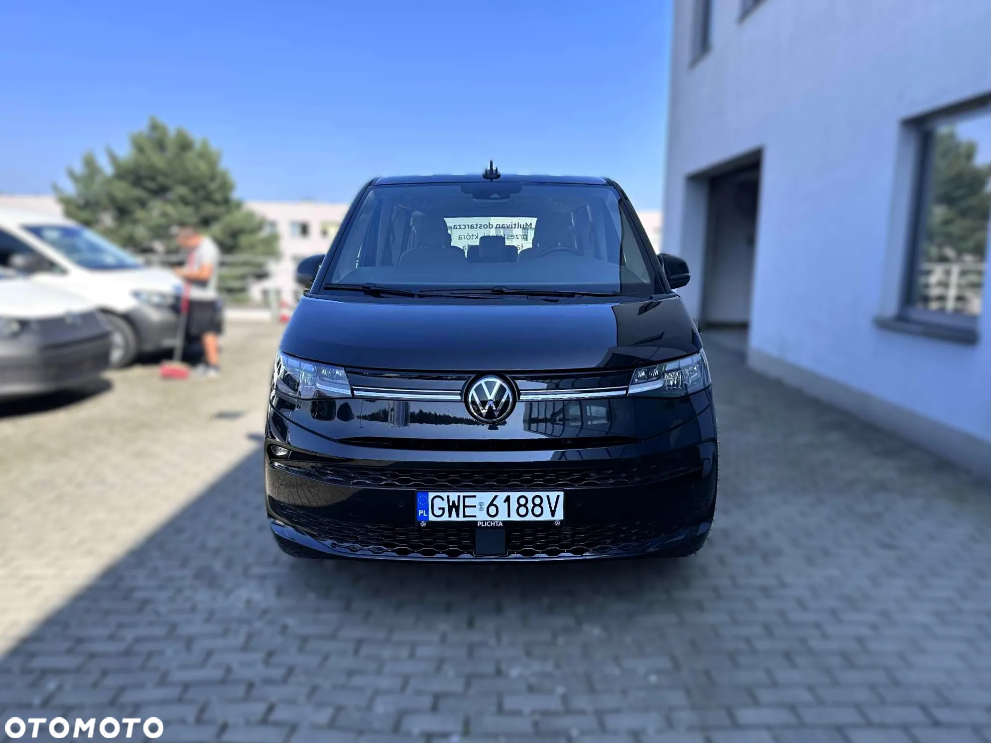 Volkswagen Multivan - 3