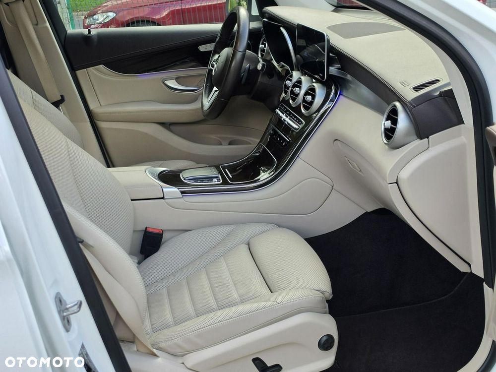 Mercedes-Benz GLC - 7