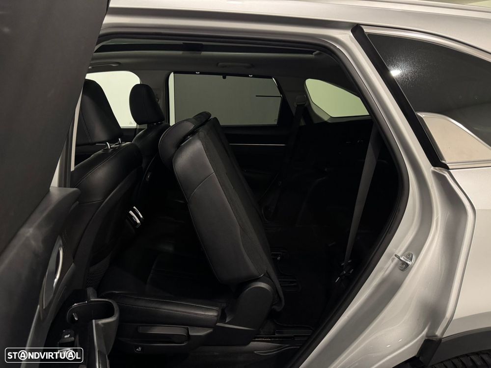 Kia Sorento 1.6 T-GDI HEV Concept - 33