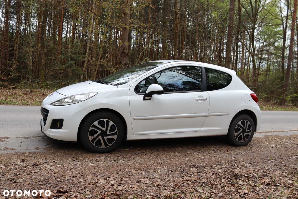 Peugeot 207 - 2