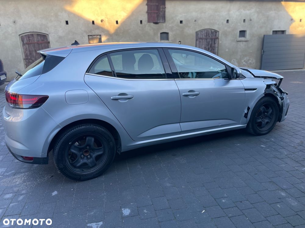 Renault Megane BLUE dCi 115 BOSE EDITION - 12