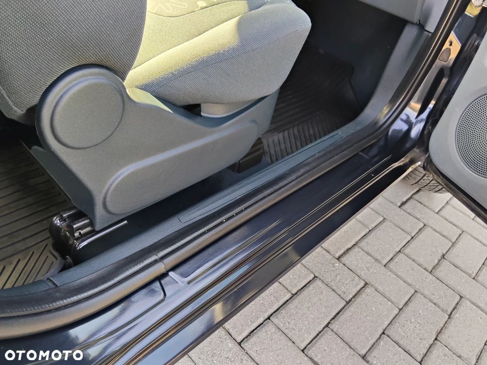 Ford KA 1.2 Titanium - 30