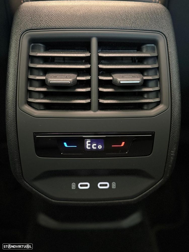Cupra Formentor 1.4 e-Hybrid DSG VZ - 8