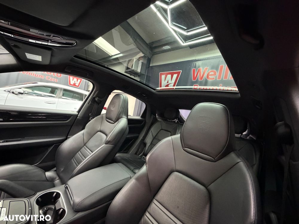 Porsche Cayenne Coupe E-Hybrid Tiptronic S - 11