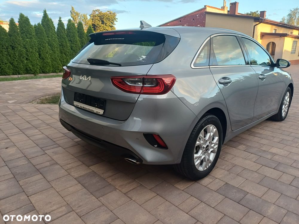 Kia Ceed 1.0 T-GDI 120 OPF Edition 7 - 11