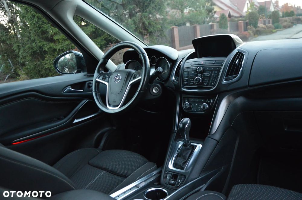 Opel Zafira Tourer 2.0 CDTI Automatik Innovation - 25