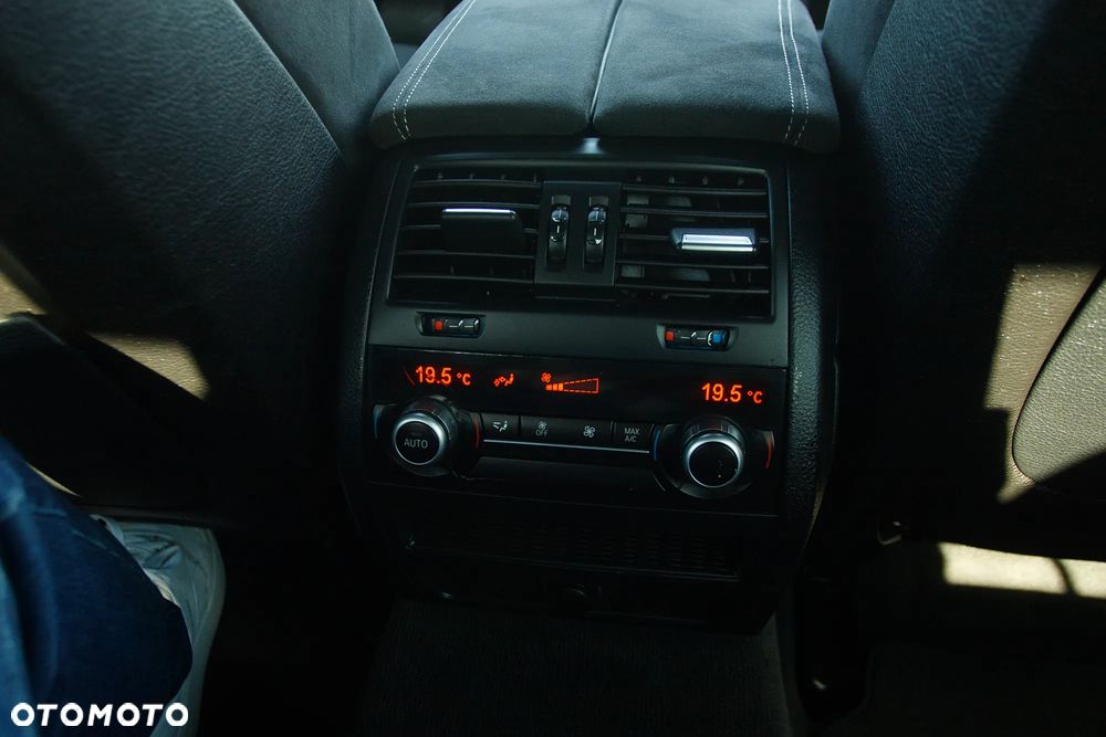 BMW Seria 5 530d Sport-Aut - 20