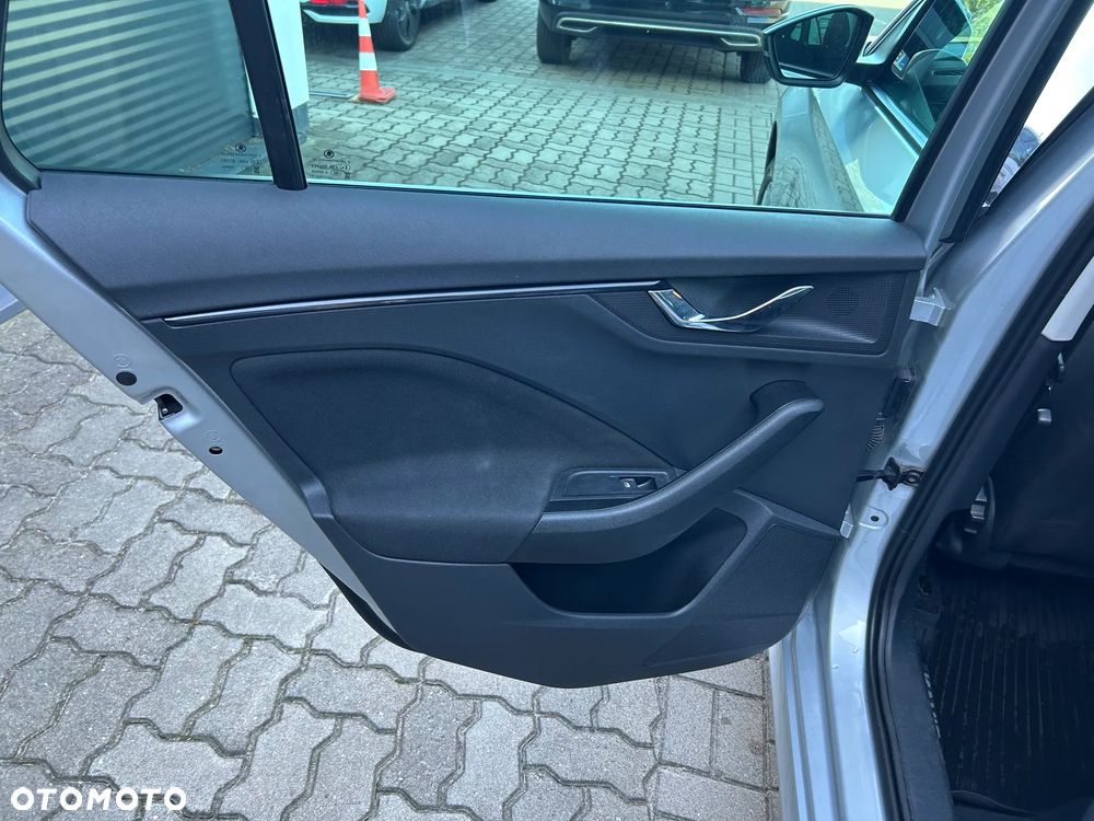Skoda Kamiq 1.0 TSI Ambition - 10