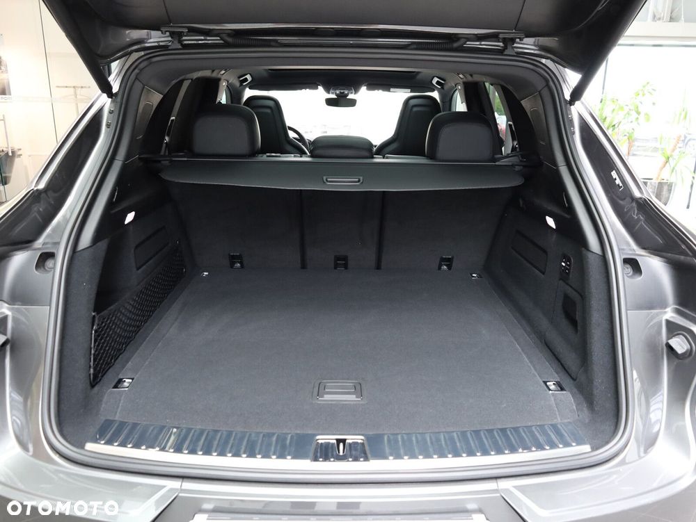 Porsche Cayenne - 31