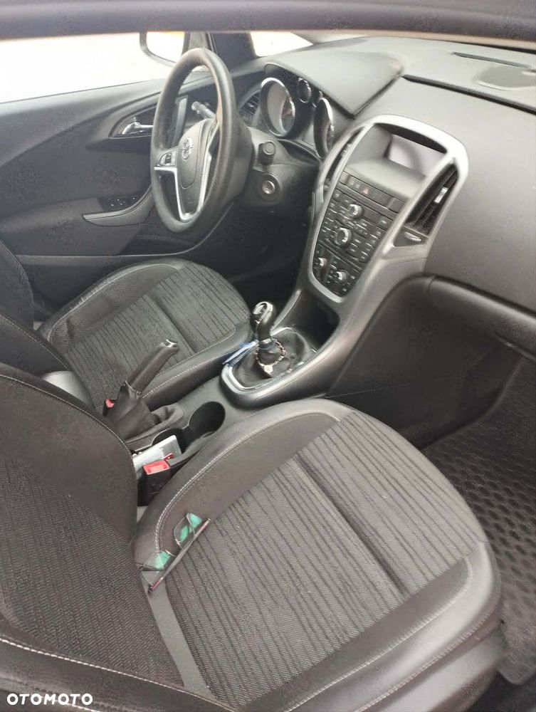 Opel Astra 1.4 T EU6 - 7