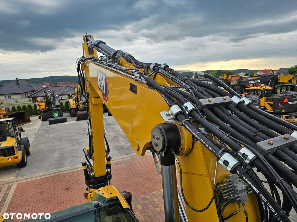 Caterpillar M 318 F - 17