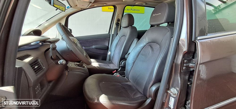 Lancia Musa 1.6 16V M-jet Platino - 12