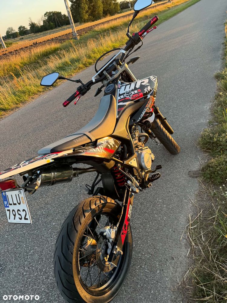 Yamaha WR - 9