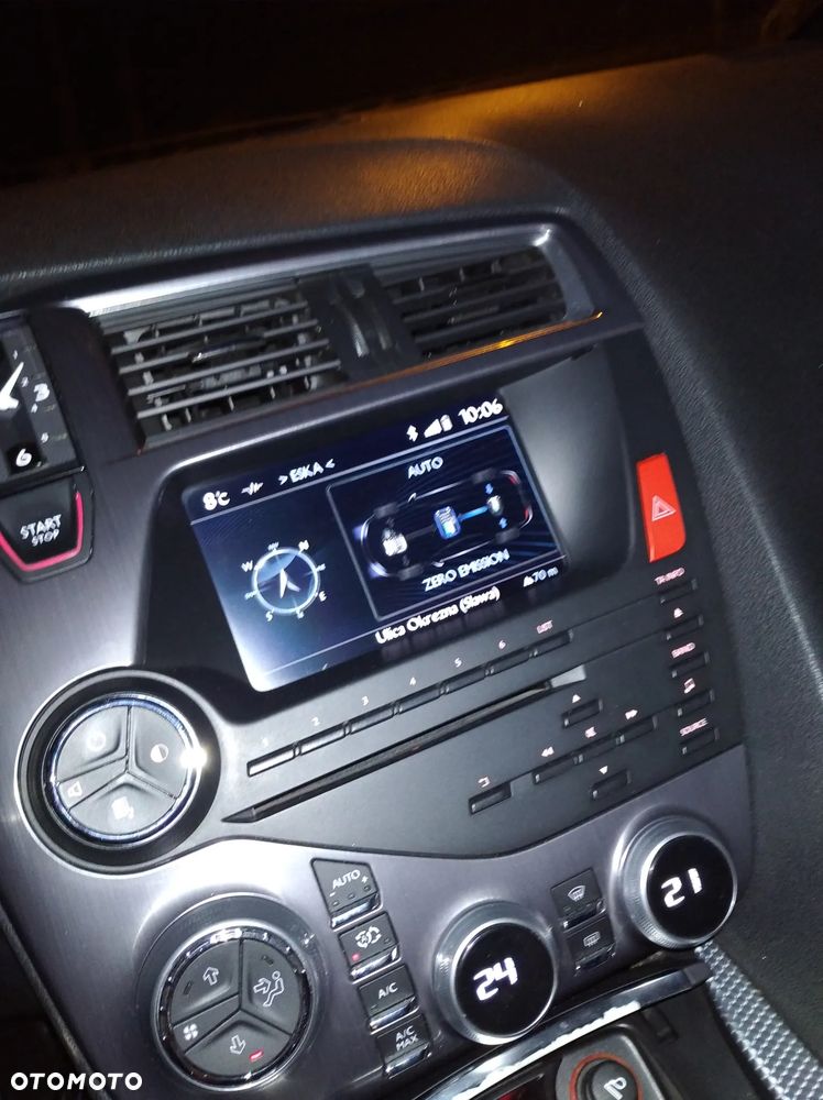 Citroën DS5 2.0 HDi Hybrid4 SoChic MCP - 2