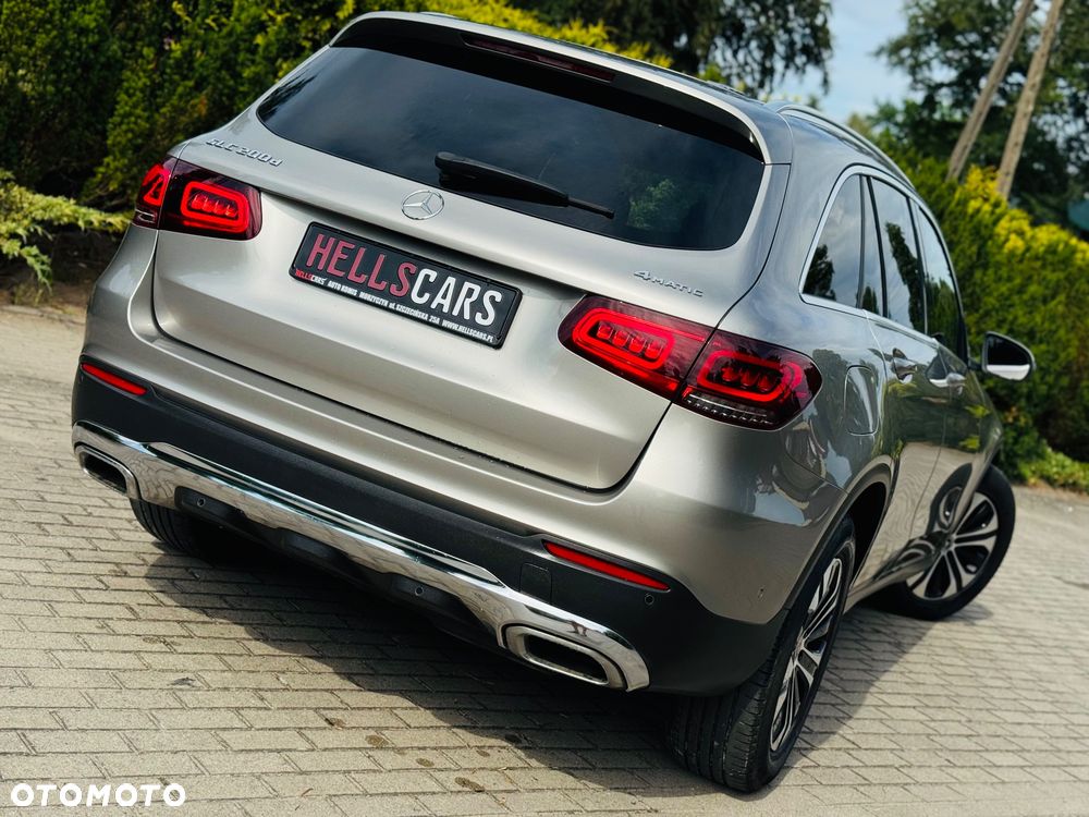 Mercedes-Benz GLC 200 d 4Matic 9G-TRONIC Exclusive - 9