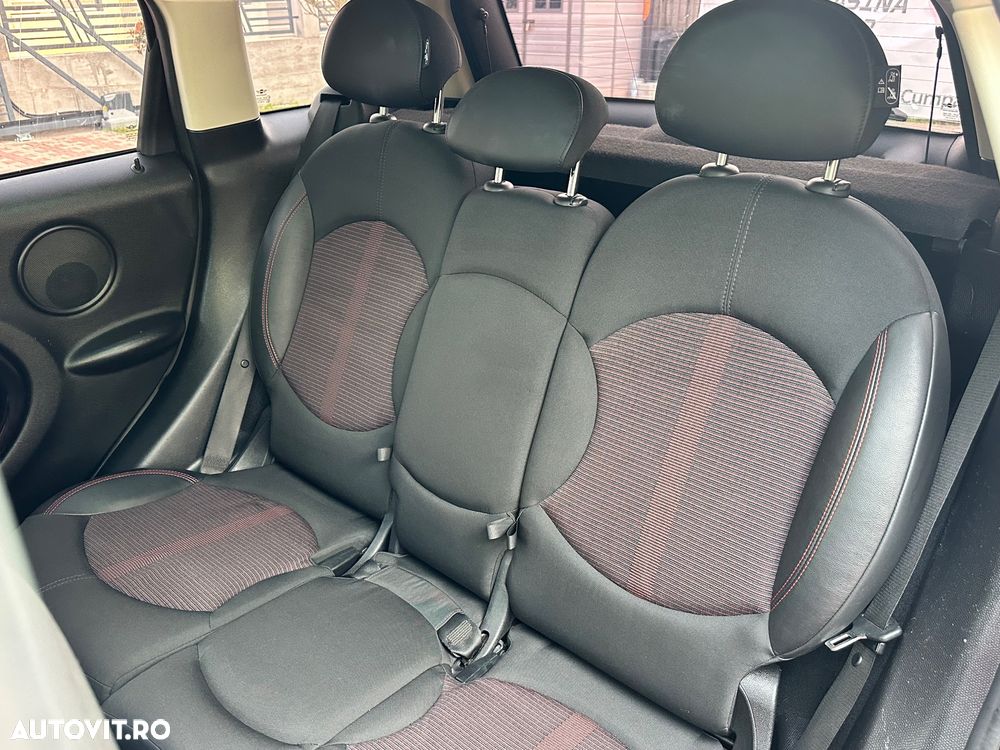 Mini Countryman Cooper D - 24