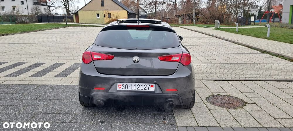 Alfa Romeo Giulietta 1.8 TBi 16V TCT Quadrifoglio Verde - 21