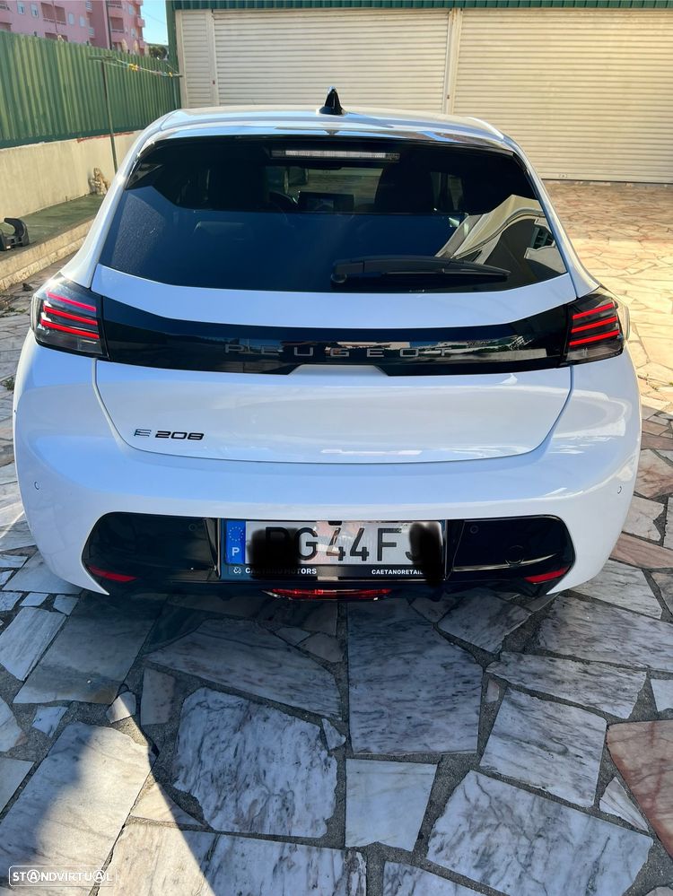 Peugeot e-208 51 kWh Allure - 5
