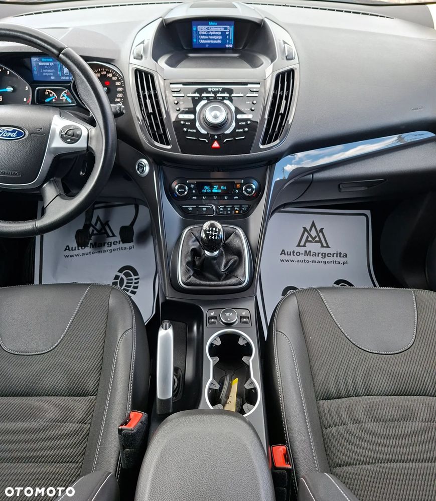 Ford Kuga 2.0 TDCi 4x4 Titanium - 16