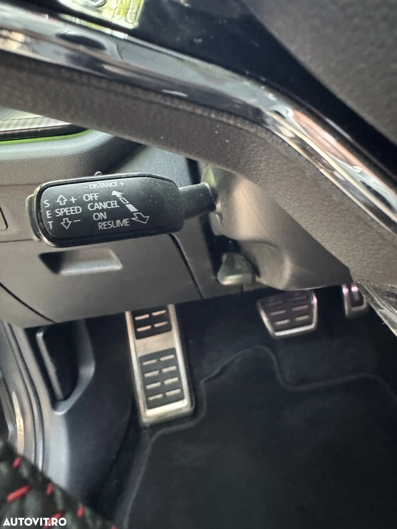 Skoda Octavia Combi 2.0 TSI DSG RS - 8