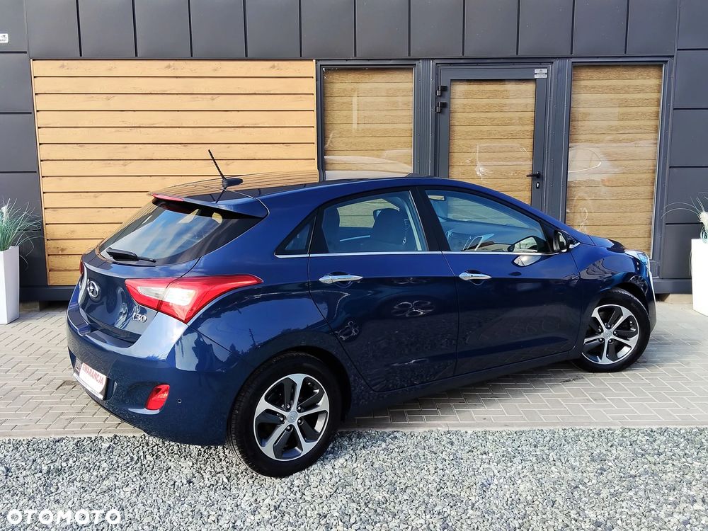 Hyundai i30 blue 1.6 CRDi Premium - 31