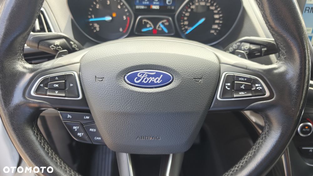 Ford Kuga 2.0 TDCi 4x4 Titanium - 24