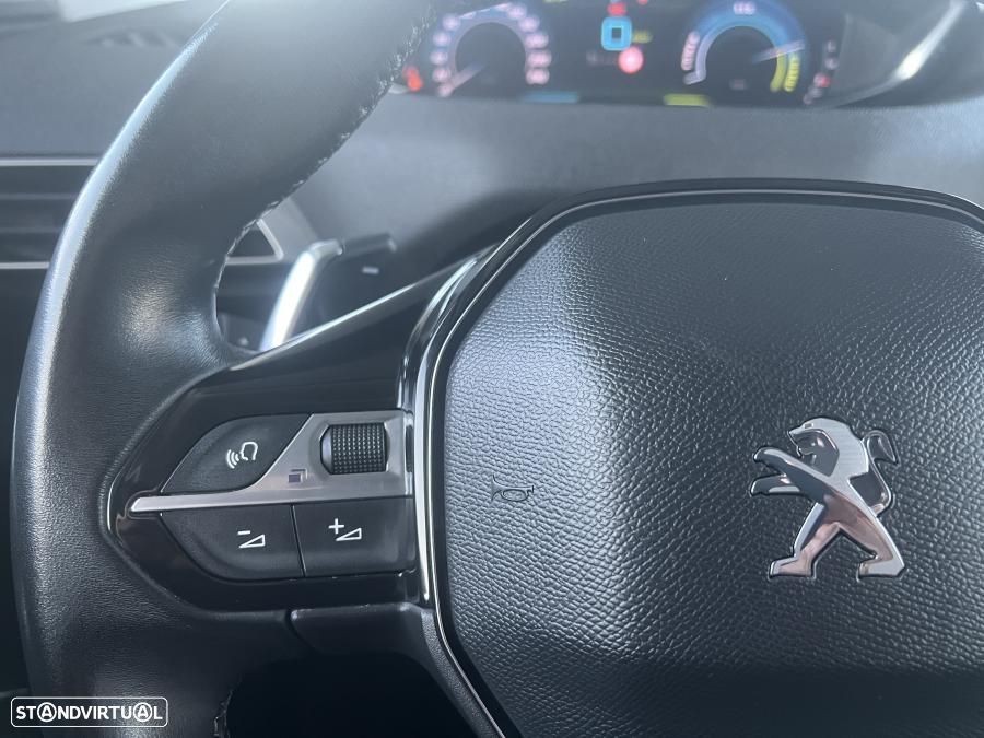 Peugeot 3008 1.6 Hybrid4 Allure Pack e-EAT8 - 27