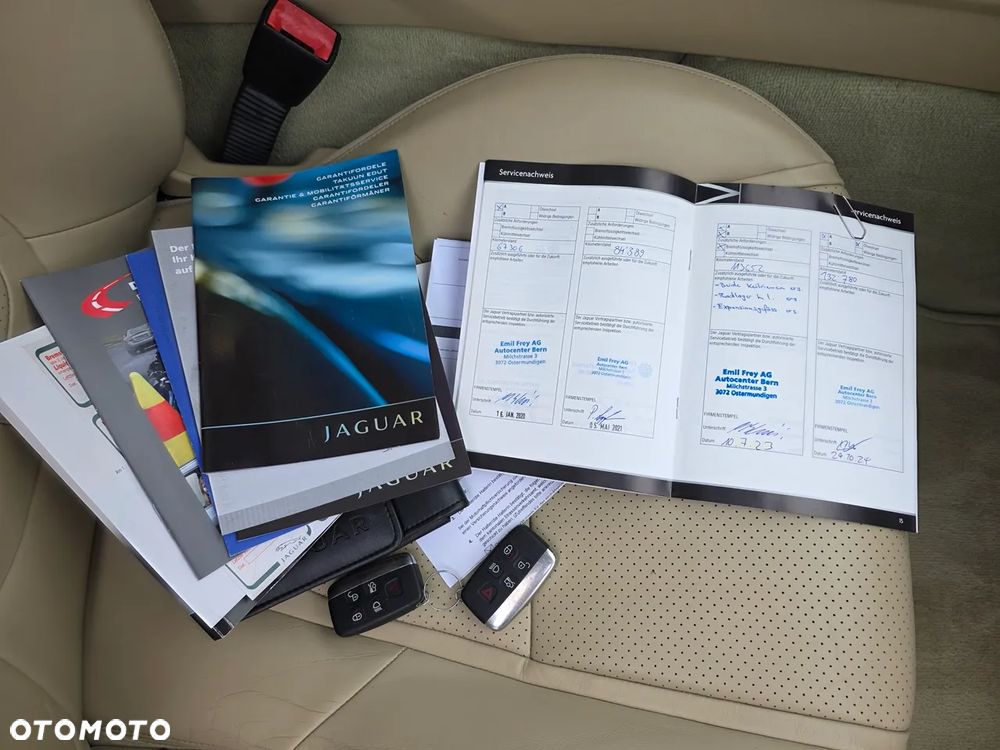 Jaguar XF 3.0 T R-Sport - 27