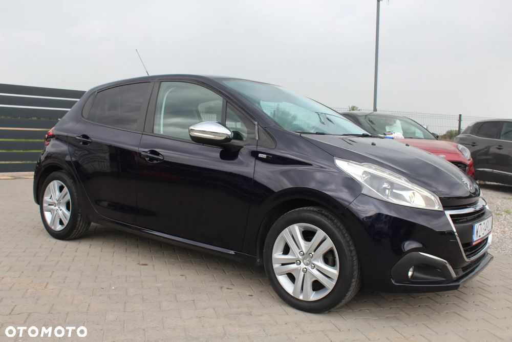 Peugeot 208 PureTech 82 Allure - 12