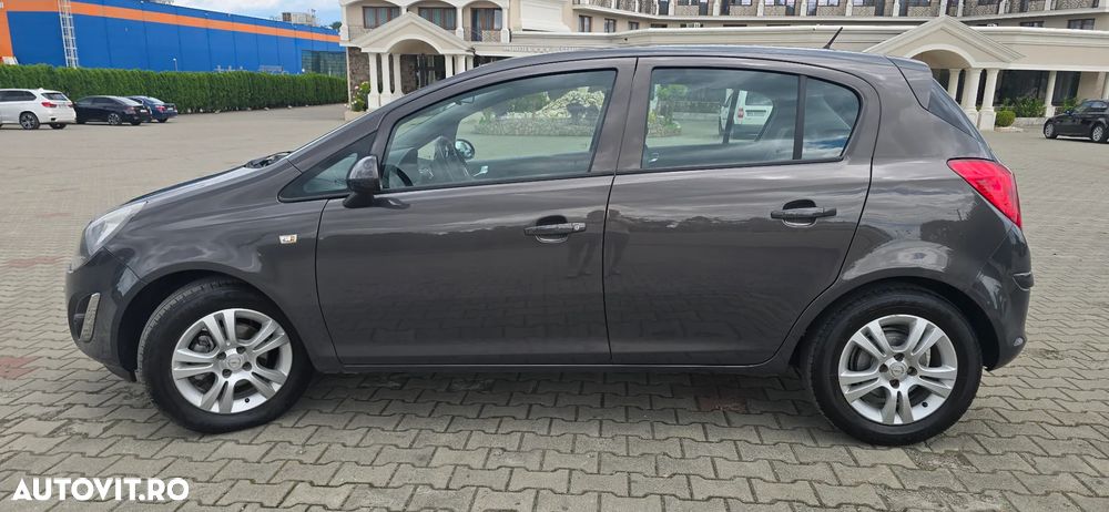 Opel Corsa 1.2 16V - 2