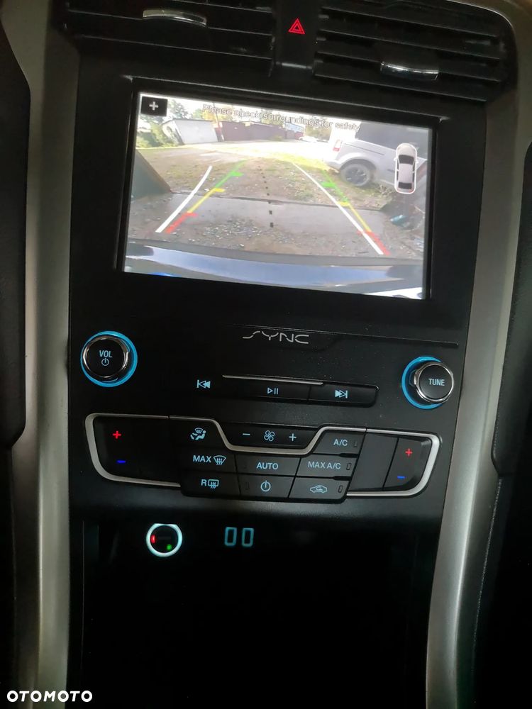 Ford Mondeo - 22