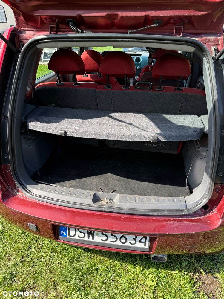 Mitsubishi Colt - 9