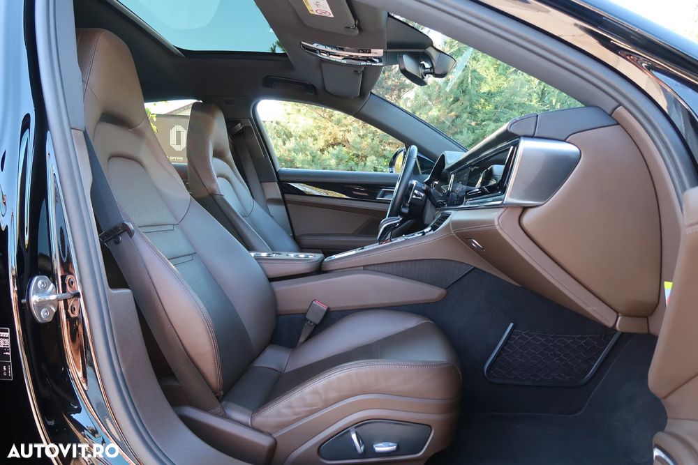 Porsche Panamera - 11