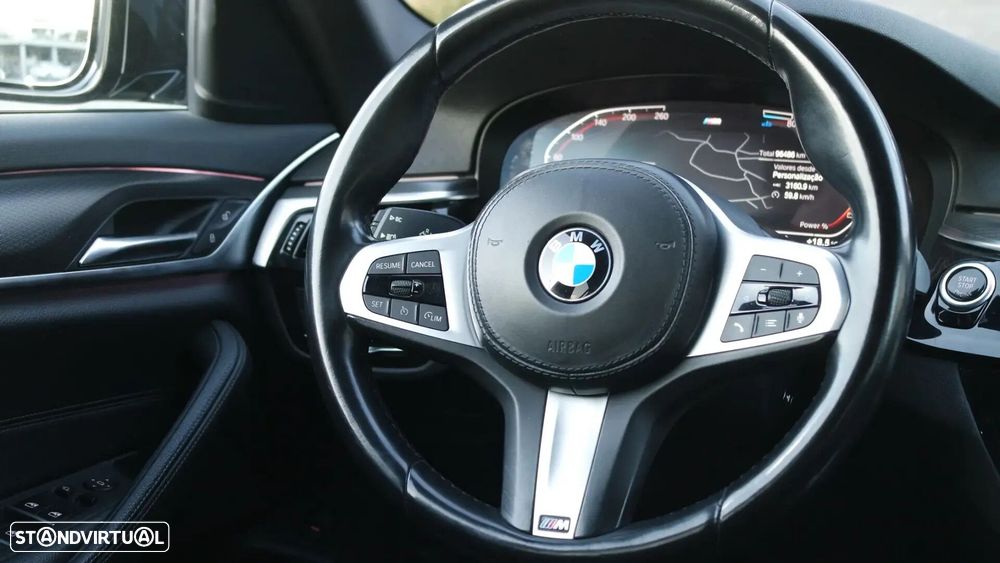 BMW 520 d Pack Desportivo M Auto - 16