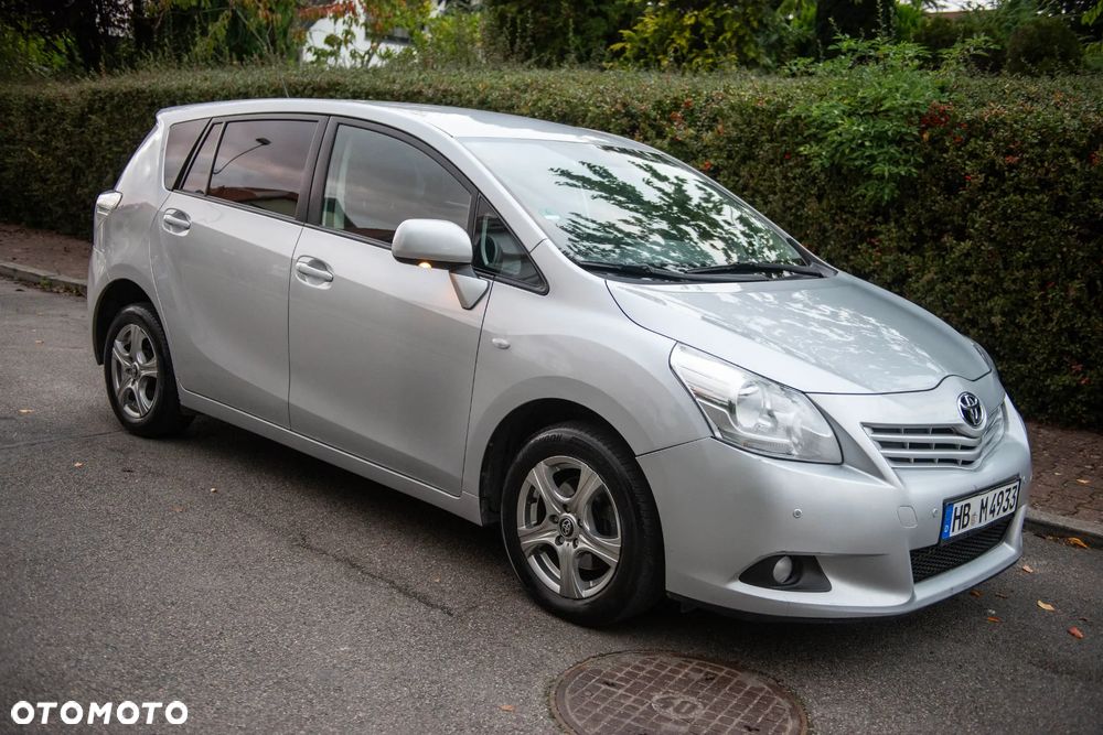 Toyota Verso 1.8 7-Sitzer Executive - 3