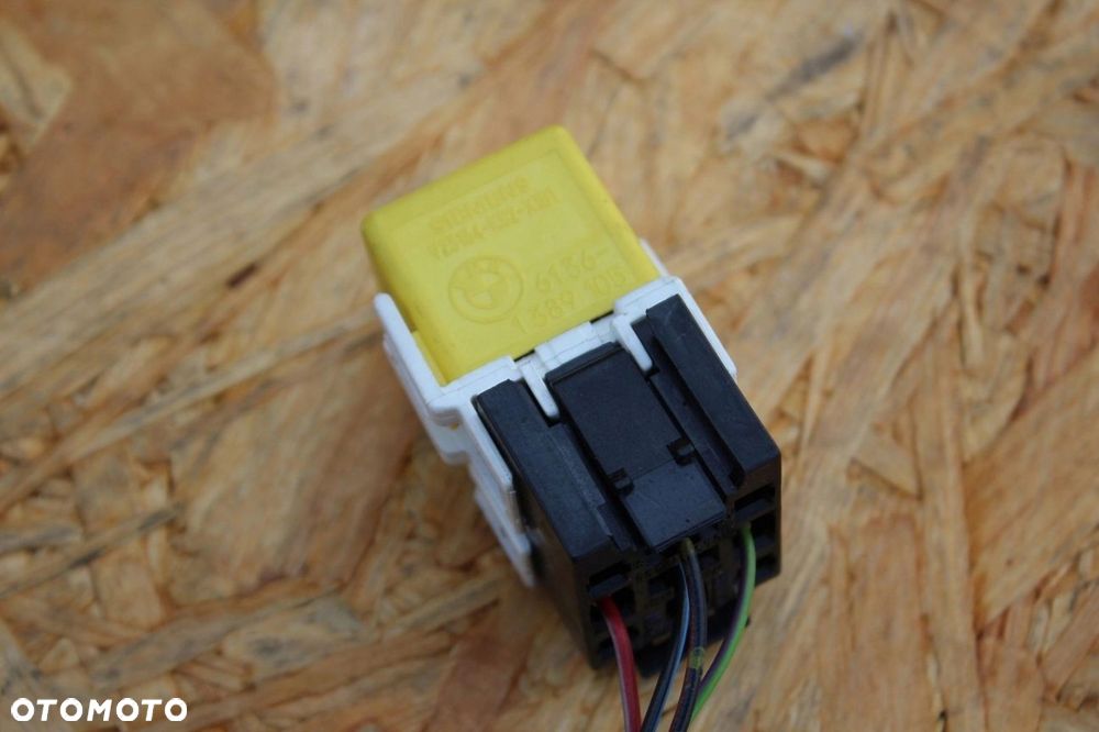 Przekaźnik BMW żółty 1389105 SIEMENS - 1