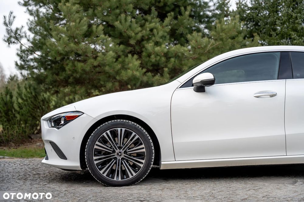 Mercedes-Benz CLA 250 4-Matic 7G-DCT - 9