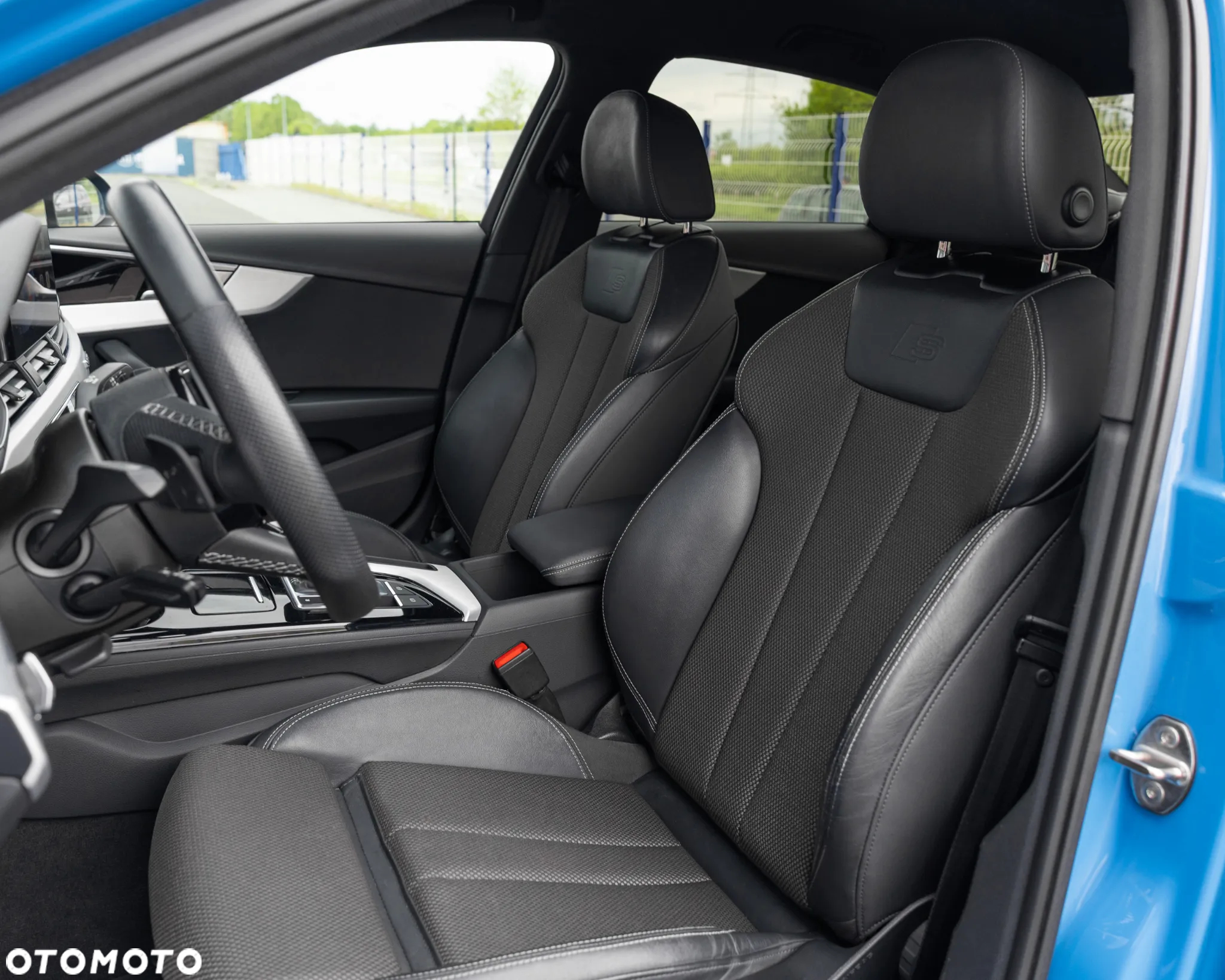 Audi A4 Avant 40 TFSI quattro S tronic S line - 36