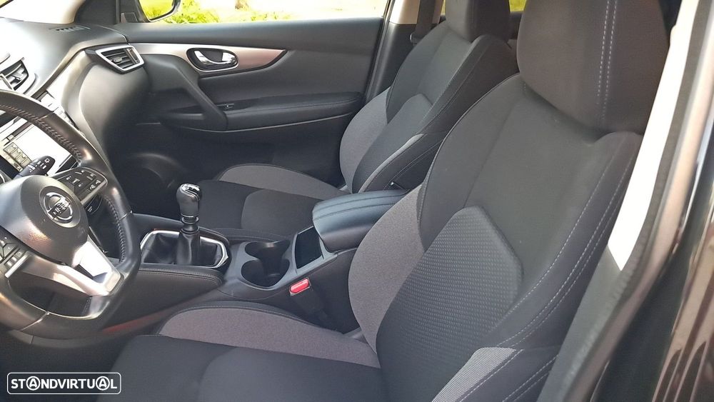 Nissan Qashqai 1.5 dCi N-Connecta - 22