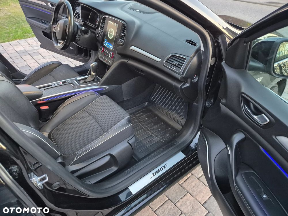 Renault Megane BLUE dCi 150 EDC BOSE EDITION - 10