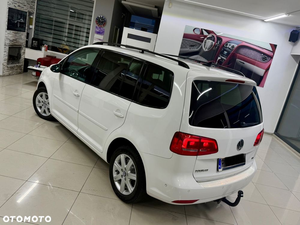 Volkswagen Touran 1.6 TDI DPF Highline DSG - 23