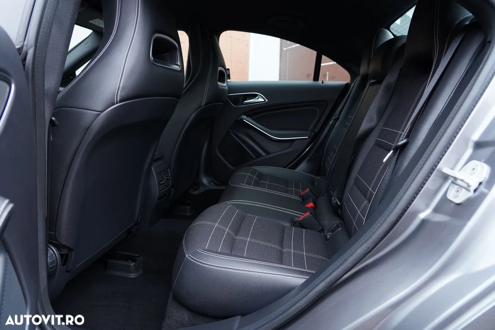 Mercedes-Benz CLA 250 7G-DCT Sport - 9