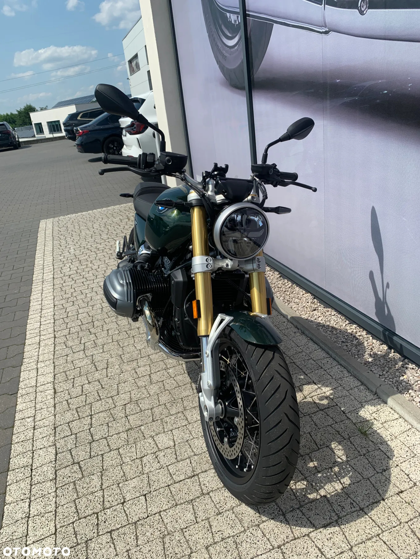 BMW R - 9