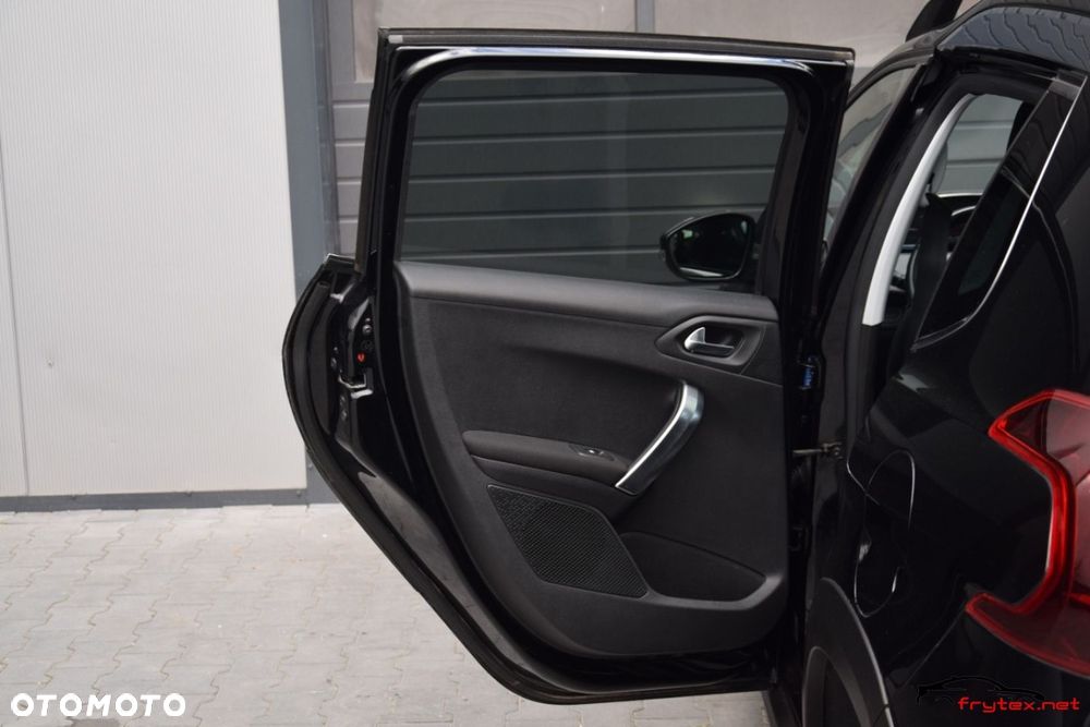 Peugeot 2008 - 19