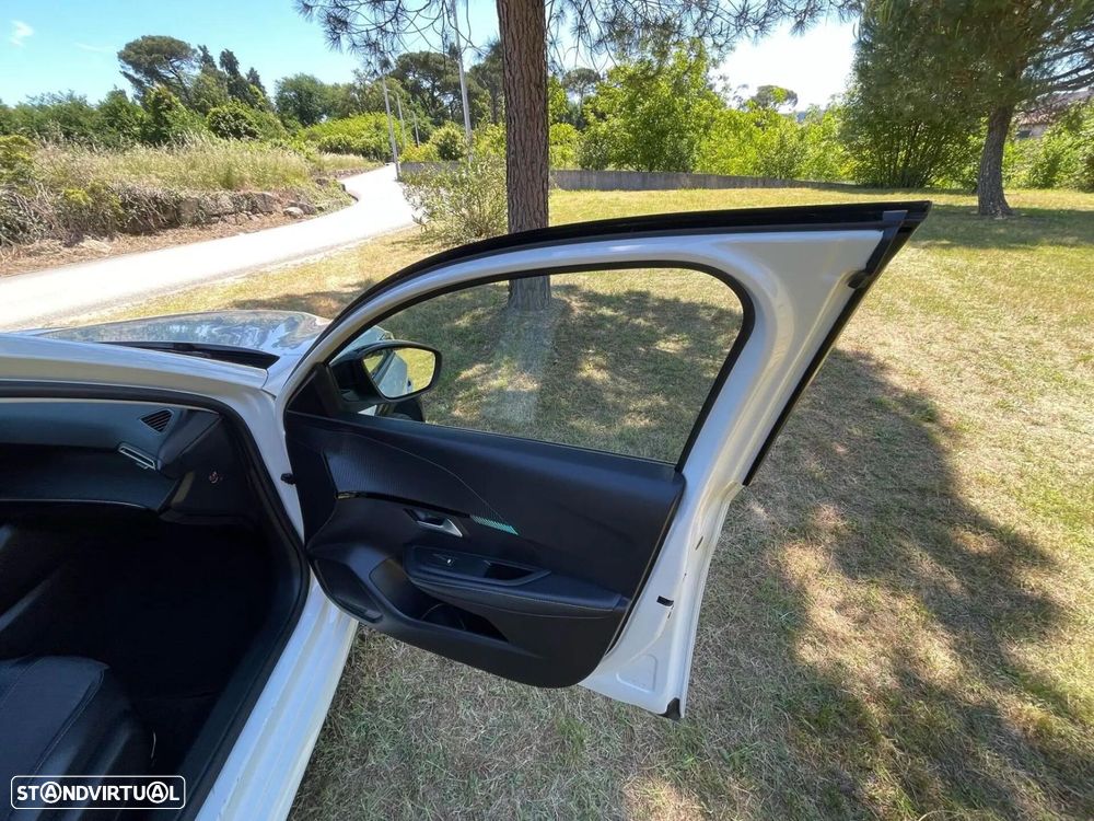 Peugeot e-208 50 kWh Allure - 26