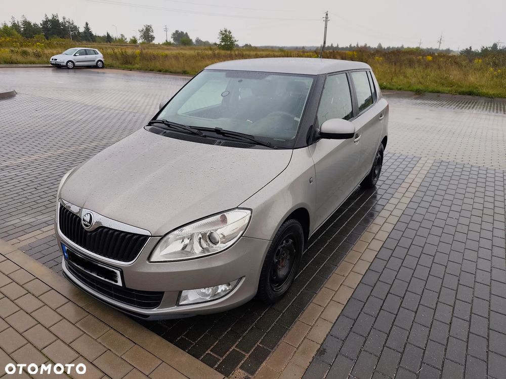 Skoda Fabia 1.4 16V Ambition Plus - 2