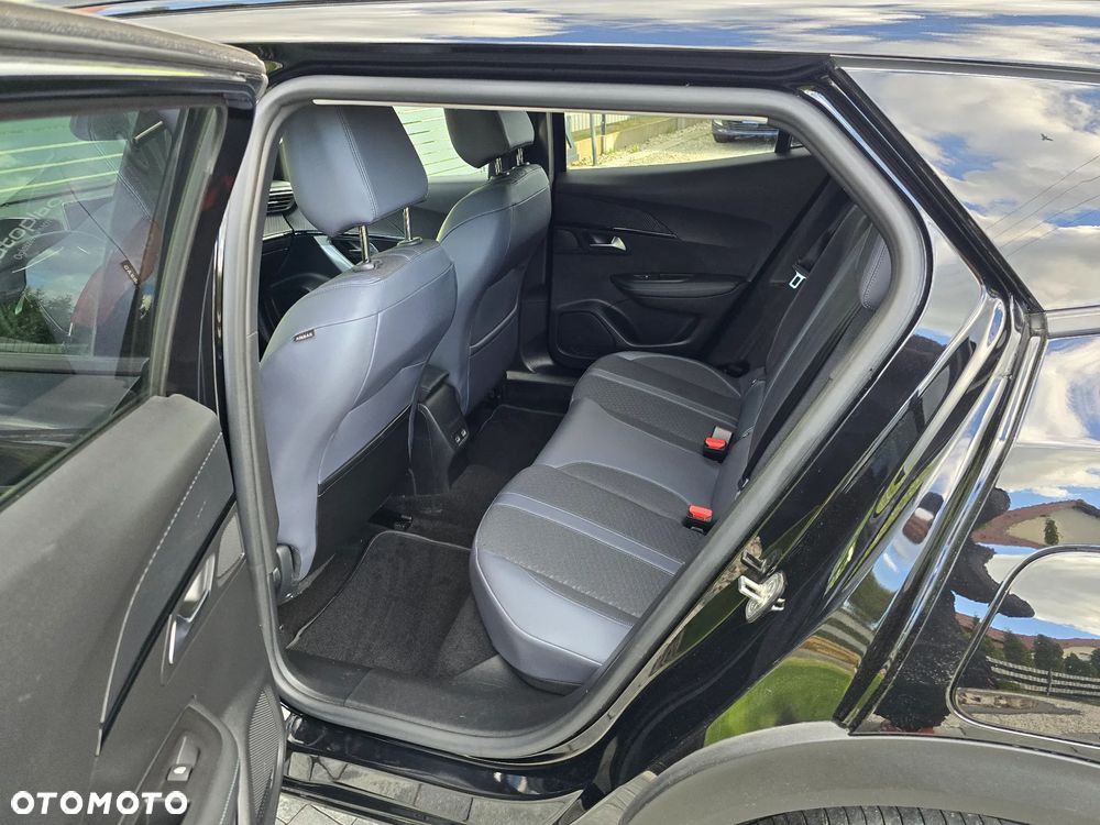 Peugeot 2008 1.2 PureTech GT Line S&S - 7