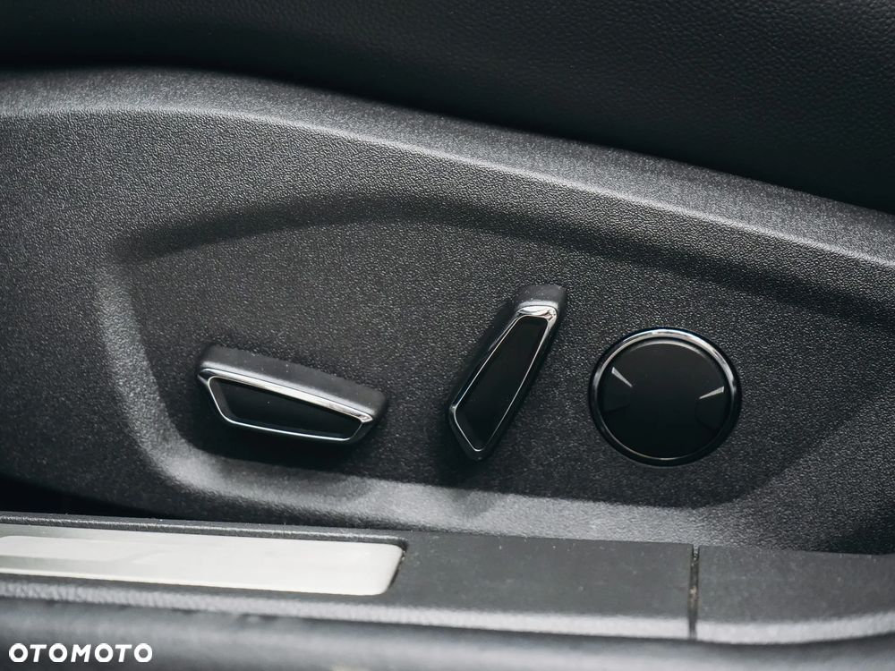 Ford Mondeo - 16